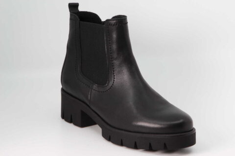 Stiefelette modische Sohle schwarz