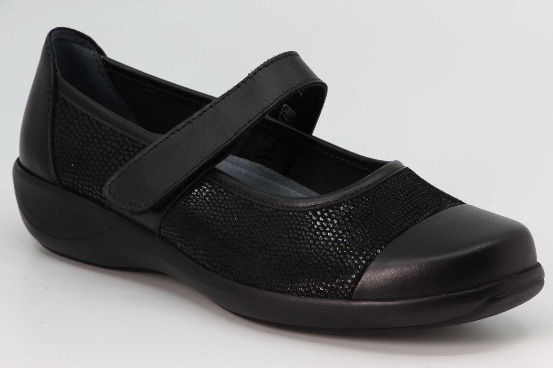 Ballerina mit Riemen strech python