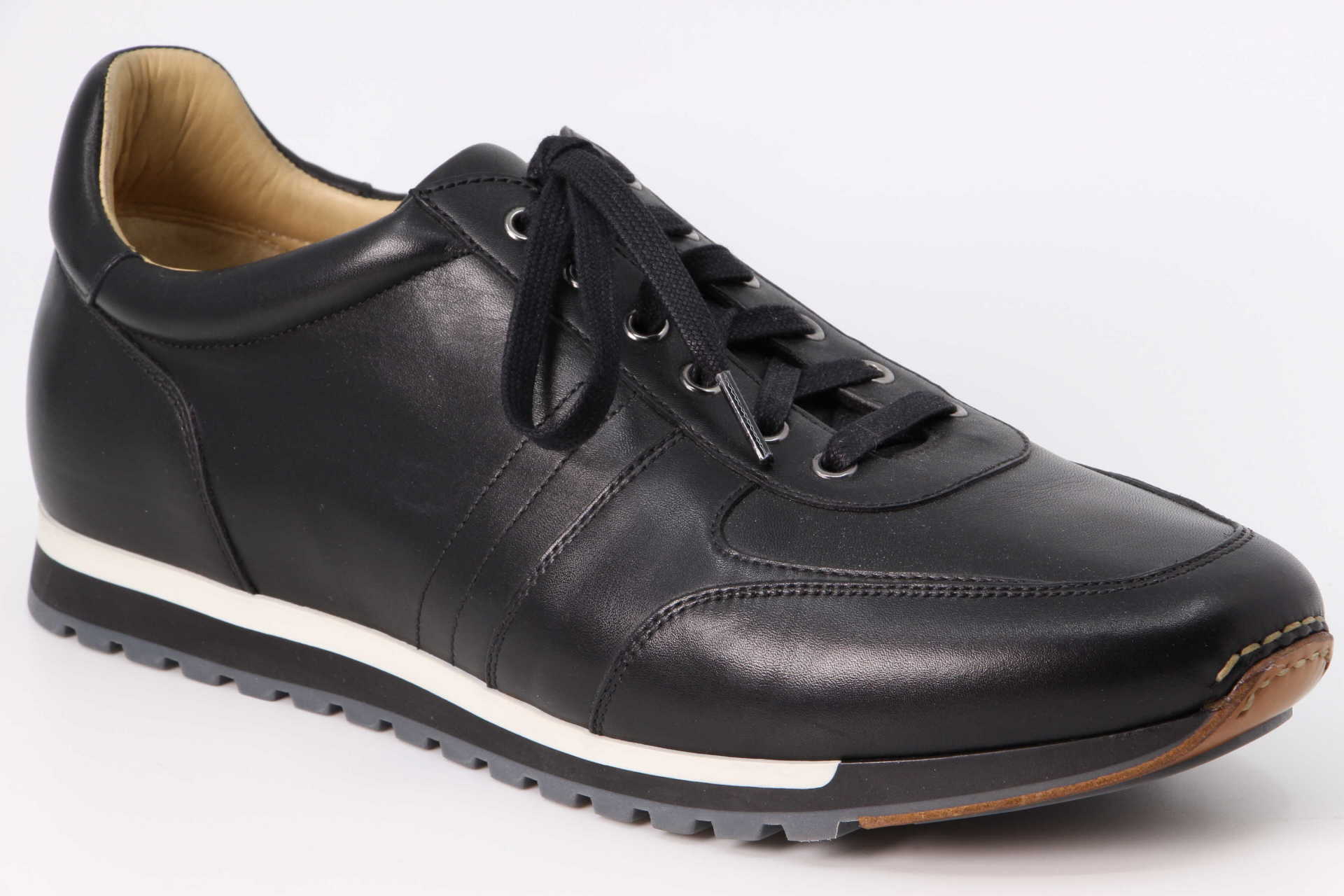 Schnürschuh schwarz