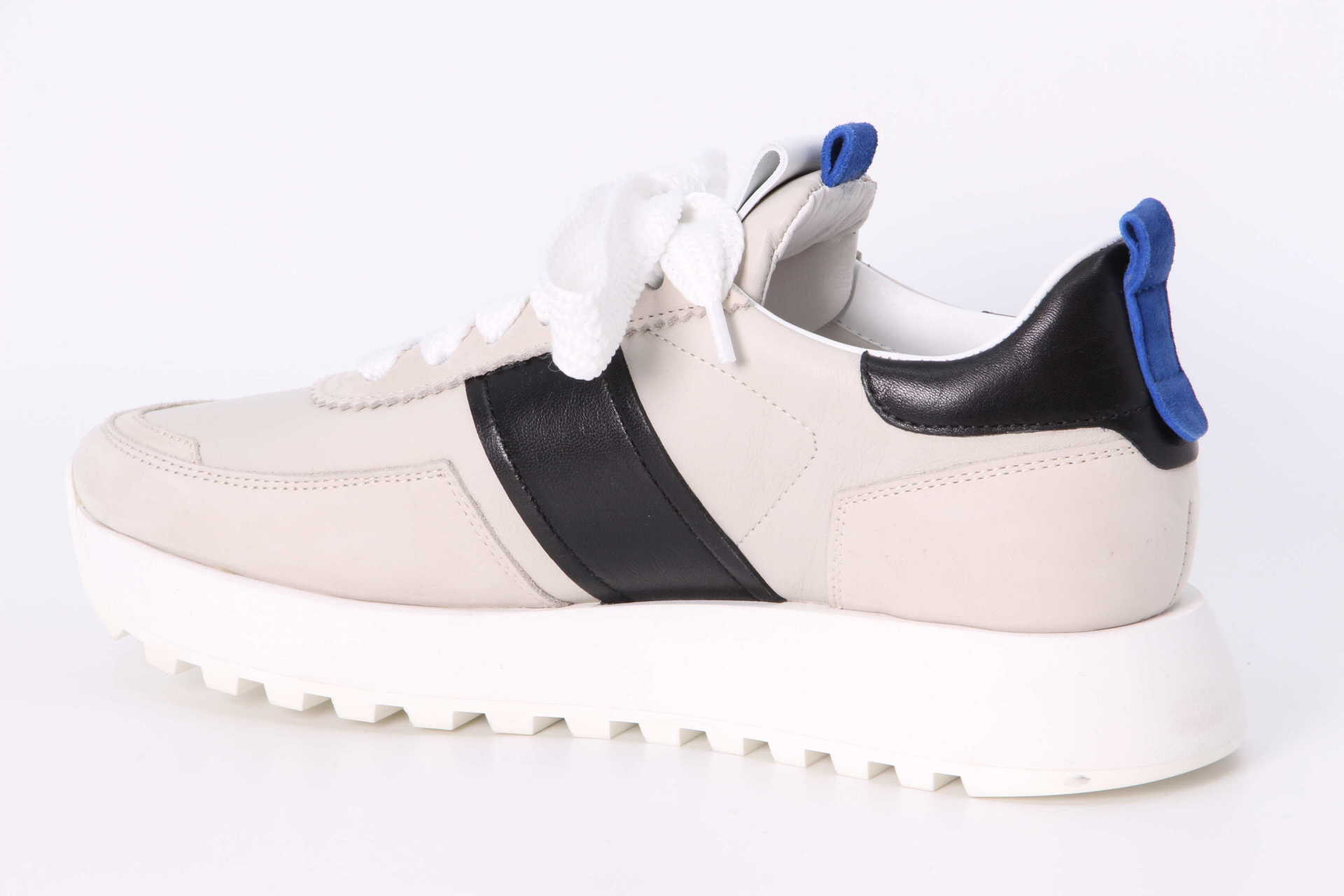 Sneaker ivory / schwarz – Bild 2