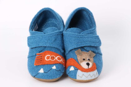 Filzfinken Hündchen mit Schal lions blue